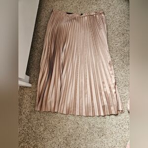 Banana Republic Dusted Gold  Pleated Skirt